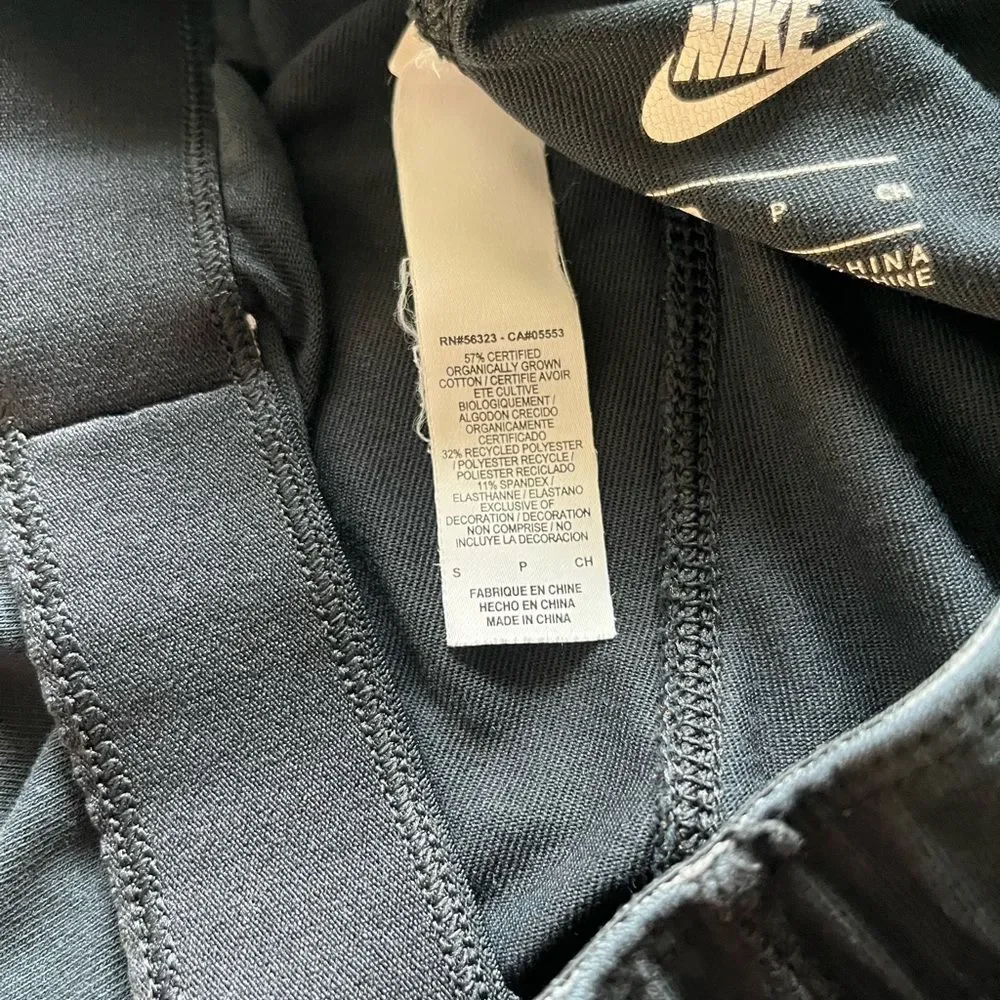 Nike High-Waist Black Leggings SP Gold Logo Athleisure Workout Activewear Yoga